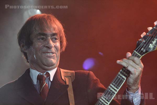 LES PLAYBOYS - 2005-10-09 - PARIS - Nouveau Casino - 